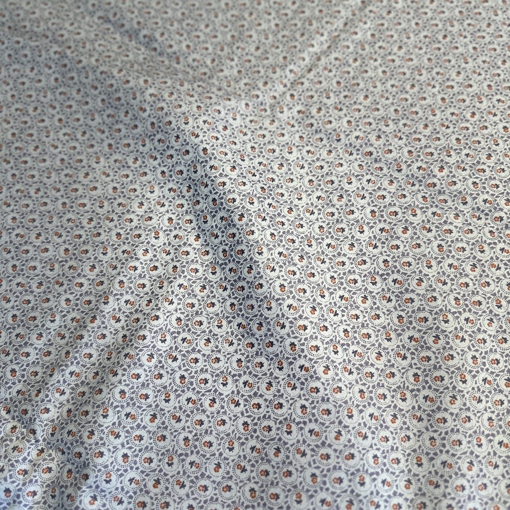 French Lavender Floral Pattern Poplin Cotton 5 yards 21 inches 55 width